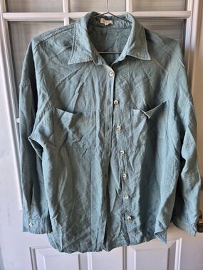 LA MIEL Light Teal Button-Up Shirt
